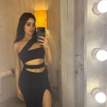 Janhvi Kapoor Instagram - from one extreme to another