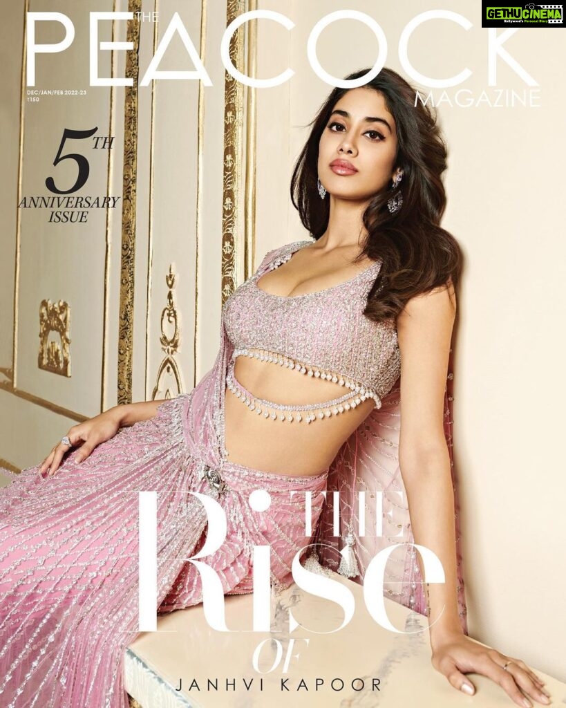 Janhvi Kapoor Instagram - ‘As an actor, when a character is well-written on a script level — it makes my job better. I feel I inherently get excited by challenges and challenging roles where there is scope for me to push myself, surprise myself and surprise the audiences. That has been the reason why I've been leaning more towards female-centric films because those offers me the scope to explore,’ says our cover star of the fifth anniversary issue, Janhvi Kapoor @janhvikapoor In the cover story of Dec ‘22 & Jan-Feb ‘23 issue of @thepeacockmagazine_, Janhvi — who is riding high on the accolades coming her way, tells us that she’s got so much more in her to prove her acting prowess or ‘range’ as it’s known in the Bollywood parlance. The actor also opens up about her interest in this newfound genre and how she is unperturbed about the quintessential tags like ‘star’ and ‘superstar’ — amongst other topics. . . . . . Photographer – @vaishnavpraveen of @thehouseofpixels Stylist – @priyankarkapadia Assisted by – @naheedee Makeup – @rivieralynn Hairstylist – @hot.hair.balloon Jewellery – @karshevjewellery Production – @tafreehstudios Actor’s reputation management - @media.raindrop Wardrobe - @falgunishanepeacockindia @falgunipeacock @shanepeacock . . . . . #falgunishanepeacockindia #falgunishanepeacock #thepeacockmagazine #travelpeacockmagazine #falgunipeacock #shanepeacock #fsp #janhvikapoor #coverstar #decjanfebissue #fifthanniversary