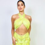 Janhvi Kapoor Instagram - Clearly still feeling tropical 🐠🏝️