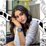 Janhvi Kapoor Instagram - While you're following your hectic routines, you often need to find a world for yourself so that you take a step back and breathe. Break away from the monotone and experience a world full of different possibilities ✨ for yourself with wearables from @zebronics ⌚ 🎧 #zebronics #janhvikapoor #alwaysahead #smartwatches #audio