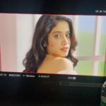 Janhvi Kapoor Instagram - some dayz fresh some dayz mess🤕😈🥰