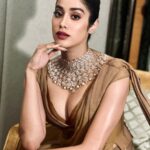 Janhvi Kapoor Instagram - 💋kissie