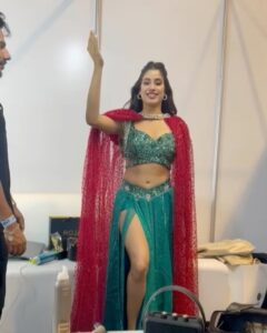 Janhvi Kapoor Instagram - 2 favourite places in the world, in front of the camera 🎥 and on stage ✨💓