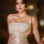Janhvi Kapoor Instagram - Thank you for such a fun night Dubai! 💓