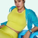 Janhvi Kapoor Instagram - ⛓️Break free from the ordinary and embrace extraordinary audio with the all-new #ZebPODS1 true wireless earbuds. 🎶 Immerse yourself in a rich soundscape with #ANC & #ENC & feel the bliss in every moment.🔊✨ 🛍️Grab yours now on shop.zebronics.com #Zebronics #alwaysahead #wirelessearbuds