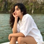 Janhvi Kapoor Instagram - 🥰