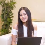 Jannat Zubair Rahmani Instagram - Check out the all new powerful & elegant #ASUS #Zenbook 14 OLED. Powered by latest AMD Ryzen™️ 7000 Series processors, up to 2.8K OLED display, compact & lightweight with an exceptional battery life. What are you guys waiting for? Get your ASUS Zenbook 14 OLED today and #RyzeInStyle #ASUSIndia #ASUSOLED #AMD #Ryzen #TogetherWeAdvance #Ad