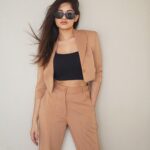 Jannat Zubair Rahmani Instagram - Arrive unknown, leave unforgettable ✨ Outfit - @sifarbyneda Styledby- @simrankhera5 📸 @smileplease_25