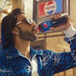 Jannat Zubair Rahmani Instagram – When feeling low at your work place, lets get a Pepsi as
Duniya keechenge neeche , but you got to rise up baby

Pepsi is here with it’s anthem!! #PepsiRiseUpBaby

@pepsiindia
@ranveersingh