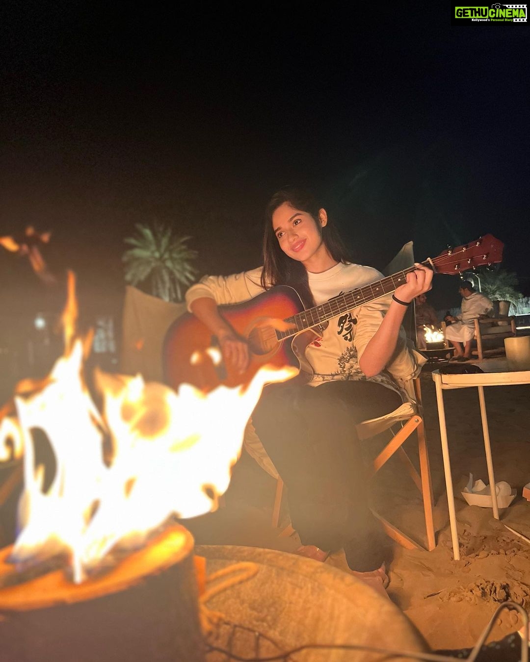 Jannat Zubair Rahmani Instagram - Don’t deny your fire ;)