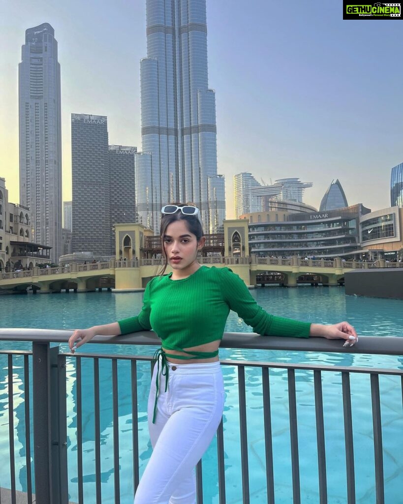Jannat Zubair Rahmani Instagram - 💚 Dubai, United Arab Emirates