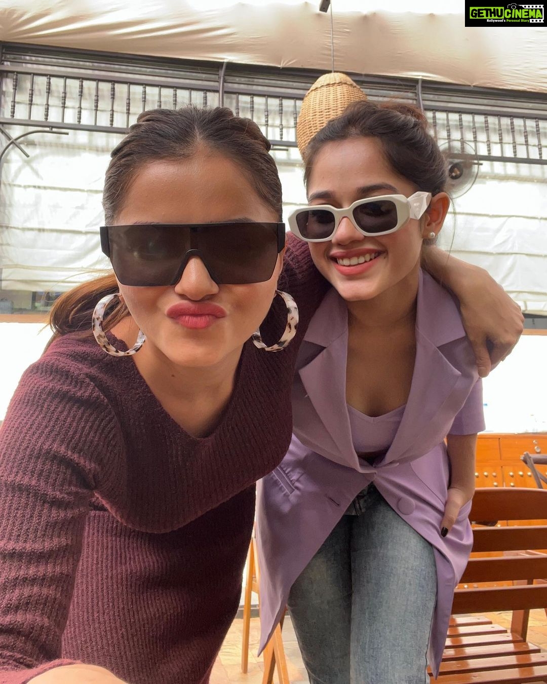 Jannat Zubair Rahmani Instagram - My rubi is my rubi none of your rubi 😏💕