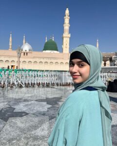Jannat Zubair Rahmani Instagram - Alhumdulillah 💕

Thank you @alkhalidtours for looking after us💕🤲🏻