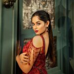Jannat Zubair Rahmani Instagram - You do you, I’ll do better ❤️‍🔥 Shoot Concept & Designed By:- @nehaadhvikmahajan @bridalsbynam . 💄MUA , Hair & Styling :- @nehaadhvikmahajan . 👗Outfit :- @neerusindia . 💍Jewelery :- @adan_creation_ . 📸Photography :- @deepak_das_photography