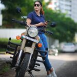 Jaseela Parveen Instagram - . Dr. Ajith Ravi’s movie August 27 @ajitpegasus PC 📸 : @jinishphotogenic Thank you so much 😍 #positivity #positivevibes #love #motivation #selflove #happiness #inspiration #mindset #loveyourself #life #belief #believe #happyme #goals #limitations #success #nature #believe #lifestyle #music #motivational #smile #happy #inspire #fitness #inspired #fitness #jaseelaparveen #bts