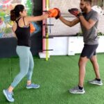 Jaseela Parveen Instagram - @fit_caffeine_ @coachhalinahmed First day 🔥