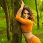 Jaseela Parveen Instagram - In Frame @jaseela_parveen Photography @seny_p_arukattu Location Puthuvyppu Beach Assisted by @vidhul_biju www.senyphotography.com Shot with @fujifilmxindia #GFX50s #fashionphotography #Beachphotography #sunset #Jaseela #fashion #fashionphotographer #senyparukattu #senyphotography #goldenhourphotography Kochi, India