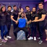 Jaseela Parveen Instagram – It’s my Kochi Family 😍
@dreamgymkochi 
You are an amazing person Aashane @jaison7734 😍
I m happy to have you in my life..
You are my guru, you are my inspiration, you are my motivator, you are my friend, you are my brother, you are like my father 👨, and you can be everything and anything..
I wish you would have been my blood brother.. Love you so much 😍💪

#positivity #positivevibes #love #motivation #selflove #happiness #inspiration #mindset #loveyourself #life #belief #believe #happyme #goals #limitations #success #nature #believe  #lifestyle #music #motivational #smile #happy #inspire #fitness #inspired #fitness #jaseelaparveen #bts Dream Gym