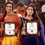 Jaseela Parveen Instagram - Thank you so much @pegasusglobalpvt presents FMB MINNALAI award for considering me ... Photography: 📸 @wedlife_photography_ Costume : @glowthedesignerhub ❤️ MUA : @remaleriza_makeup_artist @uniquetimes_ @drajitravi #manappuramfinanceltd #dque #pegasusglobal #pegasusevents #minnalai #fmbaward #filmaward #jaseelaparveen #serialaward #Asianet #zeekeralam #positivity #motivation #selflove #happiness #inspiration #mindset #loveyourself #life #belief #believe #goals #limitations #success #music #smile #happy #inspired #bts Le Méridien Kochi