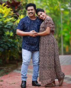 Jaseela Parveen Instagram - 🎂🎉🎊🎈
Happy Birthday Jaseela

#starmagic

📸 | @jinishphotogenic 
@jaseela_parveen 

 #malayalammovie #tamilmovie #comedy #malayalamcomedy #tamilcomedy #Flowers #binuadimaliofficial #binuadimalifcofficial

#jinishphotogenic