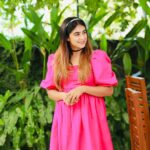 Jaseela Parveen Instagram - No one ever will be that great to look at you and understand you as YOU ♥️♥️ @nisanthlatha Photography: @ajfotographie Event organised by : @make_of_day_events Cake curtesy : @ash_creamery Location : @dinerestocafe #positivity #positivevibes #love #motivation #selflove #happiness #inspiration #mindset #loveyourself #life #belief #believe #happyme #goals #limitations #success #nature #believe #lifestyle #music #motivational #smile #happy #inspire #fitness #inspired #fitness #jaseelaparveen #bts Dine Restocafe
