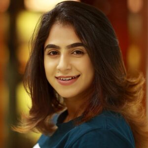 Jaseela Parveen Instagram - Take care of your body. 
It’s the only place you have to live .
Thank you so much for a beautiful hair cut  and hair colouring 😍😍😍
You were really quick @dipumadhavan2403 ♥️💪🏻
@studio_revive_ 

#positivity #positivevibes #love #motivation #selflove #happiness #inspiration #mindset #loveyourself #life #belief #believe #happyme #goals #limitations #success #nature #believe  #lifestyle #music #motivational #smile #happy #inspire #fitness #inspired #fitness #jaseelaparveen #bts