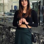 Jaseela Parveen Instagram - “What lies behind us and what lies before us are tiny matters compared to what lies within us.” —Ralph Waldo Emerson #positivity #positivevibes #love #motivation #selflove #happiness #inspiration #mindset #loveyourself #life #belief #believe #happyme #goals #limitations #success #nature #believe #lifestyle #music #motivational #smile #happy #inspire #fitness #inspired #fitness #jaseelaparveen #bts Pattaya,Bangkok