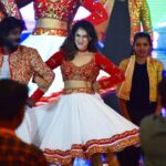 Jaseela Parveen Instagram - at SUVARNALAYA SANGAMAM MAHA SHOW -2022 Bangalore @ambikamohan_official @_manve_surendran_ @warrior_rhomy Choreography : @kannan__ron @sanjuakku_ #positivity #positivevibes #love #motivation #selflove #happiness #inspiration #mindset #loveyourself #life #belief #believe #happyme #goals #limitations #success #nature #believe #lifestyle #music #motivational #smile #happy #inspire #fitness #inspired #fitness #jaseelaparveen #bts Dasarahalli