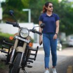 Jaseela Parveen Instagram - . Dr. Ajith Ravi’s movie August 27 @ajitpegasus PC 📸 : @photogenicweddings.in Thank you so much 😍 #positivity #positivevibes #love #motivation #selflove #happiness #inspiration #mindset #loveyourself #life #belief #believe #happyme #goals #limitations #success #nature #believe #lifestyle #music #motivational #smile #happy #inspire #fitness #inspired #fitness #jaseelaparveen #bts