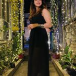 Jaseela Parveen Instagram - “What lies behind us and what lies before us are tiny matters compared to what lies within us.” —Ralph Waldo Emerson PC : @alexjo_aj ♥️ #positivity #positivevibes #love #motivation #selflove #happiness #inspiration #mindset #loveyourself #life #belief #believe #happyme #goals #limitations #success #nature #believe #lifestyle #music #motivational #smile #happy #inspire #fitness #inspired #fitness #jaseelaparveen #bts Street Store