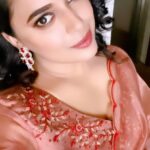 Jewel Mary Instagram - The only constant in your life is yourself! People change , seasons change , everything will evolve ! But ur true Essecence stays ! Love the miraculous life u have ! U are enough #selflove @kalista_shaheera_noushad @mukeshmuralimakeover