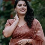 Jewel Mary Instagram - How to love my self is the greatest lesson i have ever learned 🥰❤️❤️❤️❤️🔥 @kalista_shaheera_noushad @mukeshmuralimakeover @ebysolickal My favourite unalome tattoo by @a_man_with_artholic