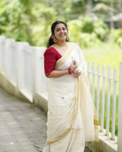 Jewel Mary Instagram - 🌺🌺🌺 
Wearing @kalaakaari 
📸 @makeoneweddings