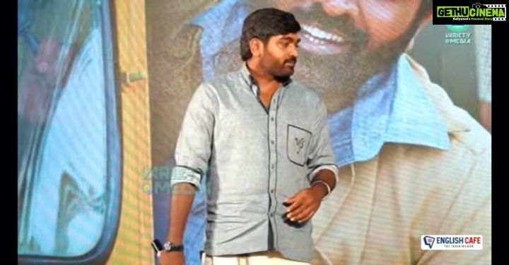 Jewel Mary Instagram - When he said my name on stage !!! Such an honour sir ! Since i am presenting star singer finale today I couldn’t make it to lulu yesterday! Mamanithan is coming to theatres near u soon ! Thank u for the support friends ! @actorvijaysethupathi sir u are such a gem ! Love u soo much @seenuramasamy @manikanda_rajan_ @anikhasurendran @gayathrieshankar #maamanithan