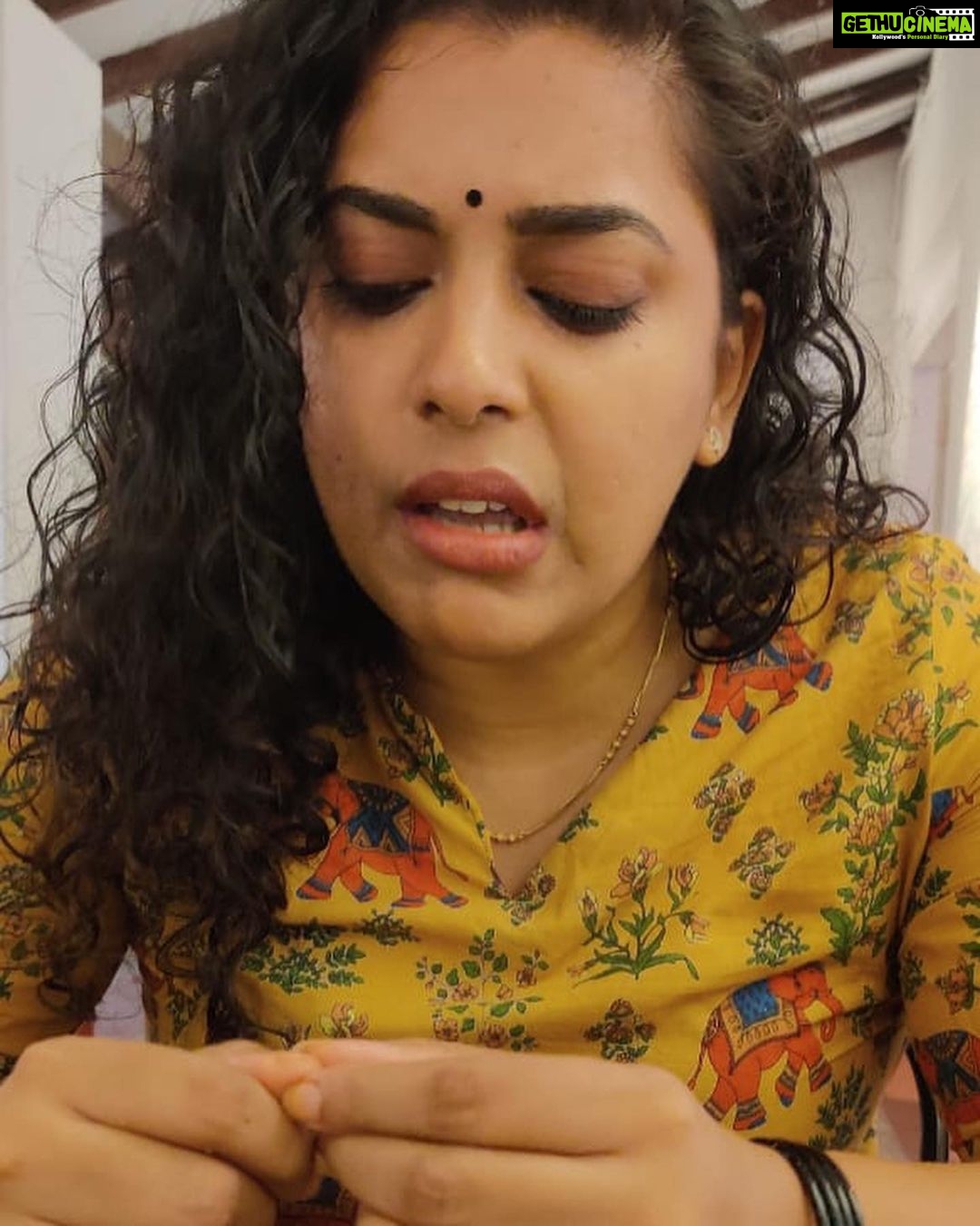 Jewel Mary Instagram - Athe athe athe ! Do u want to see my reaction after i end some conversations 😝⬅️