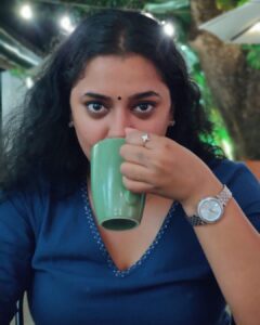 Jewel Mary Instagram - എന്താ നോക്കണേ !!!! 👀
