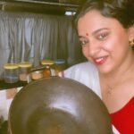 Jewel Mary Instagram - Cast iron cookware from @bawsharcastiron Hundred percent natural preseasoned cook wear ! In our house holds we all use so much of nonstick cookwares , which is a major reason behind thyroid conditions, cancer and several other health hazards ! Cast iron cookware is a very traditional, long lasting cooking practice, which gives us natural iron supplement also ! Pls switch to cast iron cook ware and my choice is @bawsharcastiron these cookware comes preseasoned and has great utility and durability, comes in several designs, and serves a wide range of cooking purposes. A lil cleaning and occasional seasoning like the good old days will give us shiny cast iron cookware which we can share in genarations ! Hundred percent natural enivironmental friendly cookware! No more nonstick nonsense! Switch to cast iron