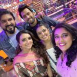 Jewel Mary Instagram - Darlings !!! ♥️♥️♥️♥️♥️ @m_manjari @sitharakrishnakumar @kailasmenon2000 @stephendevassy @asianet