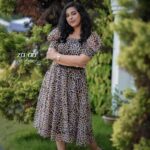 Jewel Mary Instagram - Appo paranje enthokkaya vishesham 🤓 Costume by @aatmabyamitha Styled by @sabarinathk_ MUA @brandy_makeup_artist