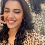 Jewel Mary Instagram - Getting ready for shoot like !! Machi adich thookdaaaaa Styled by @sabarinathk_ Costume by @aatmabyamitha My fav @brandy_makeup_artist @asianet I am coooomingggggg !!! @stephendevassy @m_manjari @sitharakrishnakumar @kailasmenon2000 @kutty_akhil @praveen_jagannadh @mrrajanfilm #trendingreels #malayaliactress #tamilkuthusongs #dancereels #bts #shootmode #realityshow #starsingerjuniorseason3