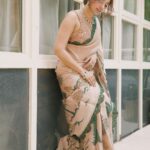 Jiya Shankar Instagram – Anjaane hi tere naino ne, vaade kiye kai saare hain 🤍

Wearing @archanajaju.in @elevate_promotions 
Jewellery @palmonas_official 
Clicked by @akshayphotoartist 
Location @demybombay