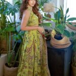 Jiya Shankar Instagram - Wearing @archanajaju.in @elevate_promotions Jewellery @houseofdoro Clicked by @akshayphotoartist Location @demybombay