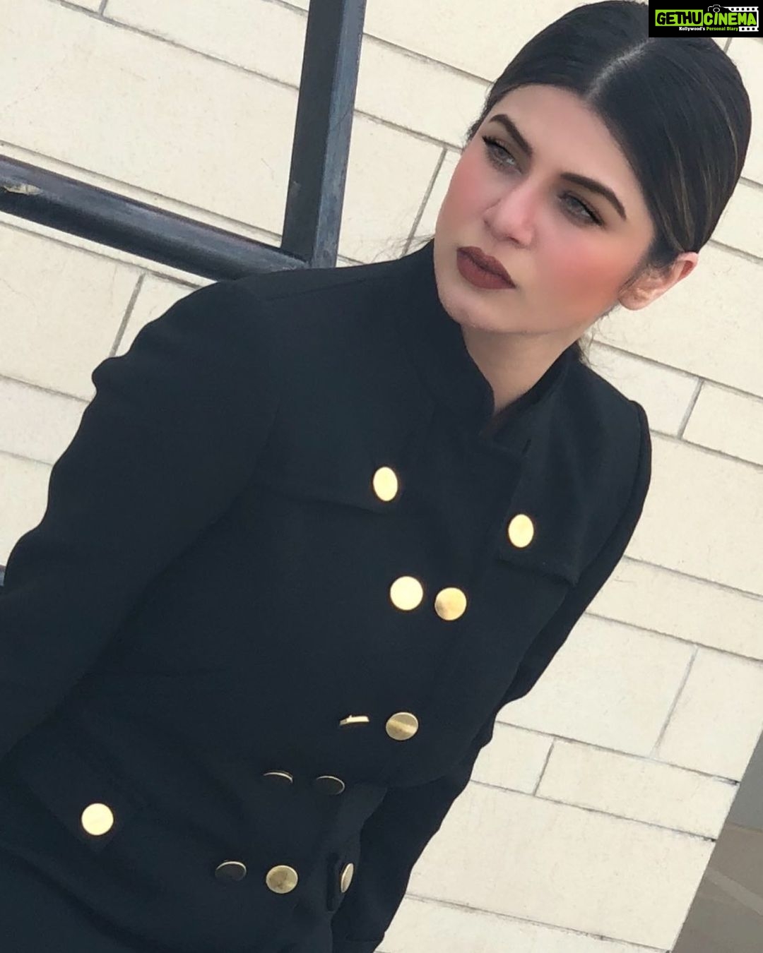 Kainaat Arora Instagram - Devilishly good …. . . . . #kainaatarora . Talent manager : @business.manager_kainaat On Earth