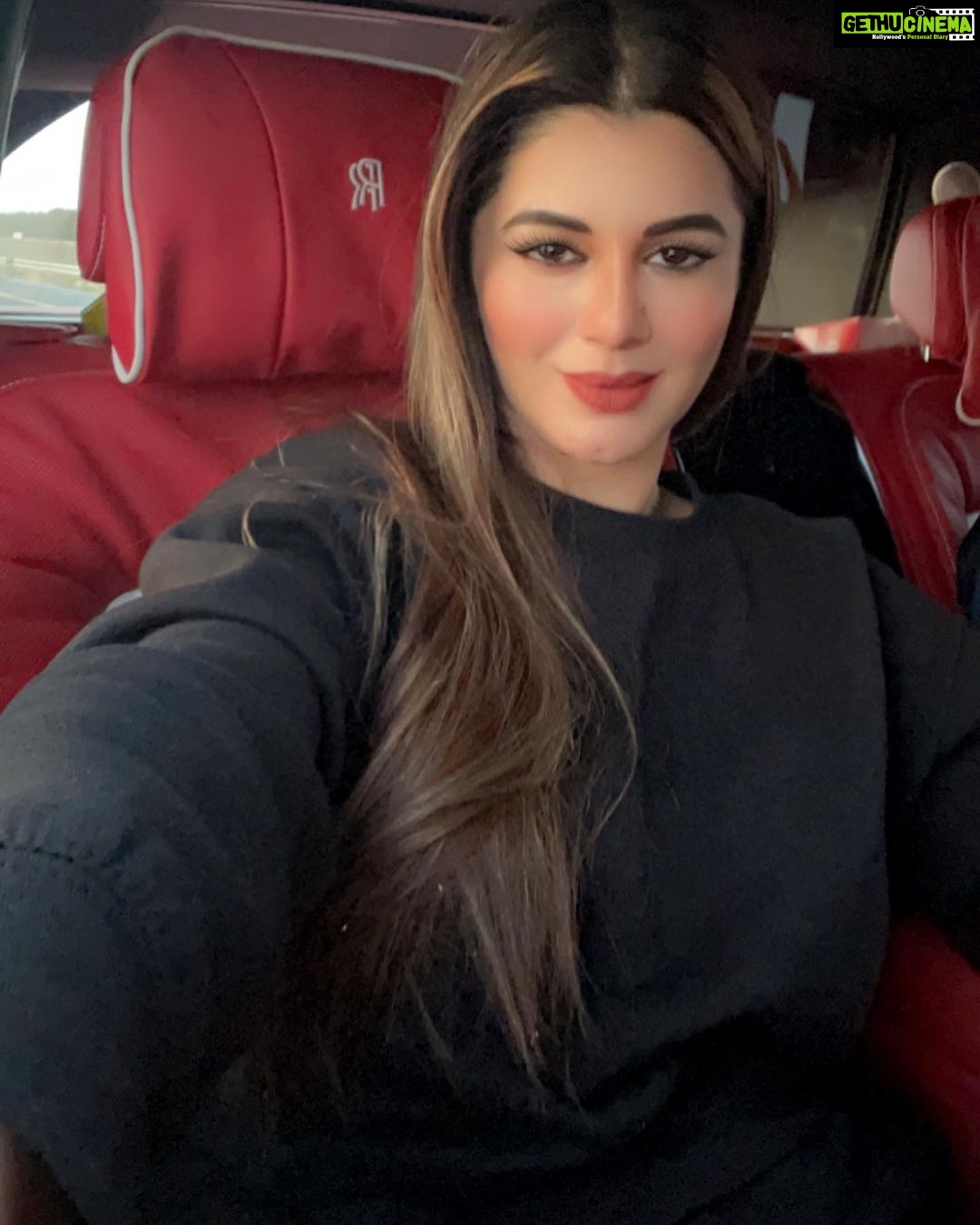 Kainaat Arora Instagram - Black series .. . . . . #kainaatarora