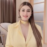 Kainaat Arora Instagram - See you #kurukshetra on the 28 th of May 2023 if nay #BusinessLeadershipAwards #VetaHotel . . . #WorkStories #kainaatarora #guestOfHonour #kainaat_arora