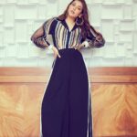 Kajal Aggarwal Instagram - Outfit @bodicebodice Jewellery @aishrjewelry Stylist @archamehta Team @poorvjainn @sshubhi_____goel photographer @mohitbhatia91 hmu @vishalcharanmakeuphair