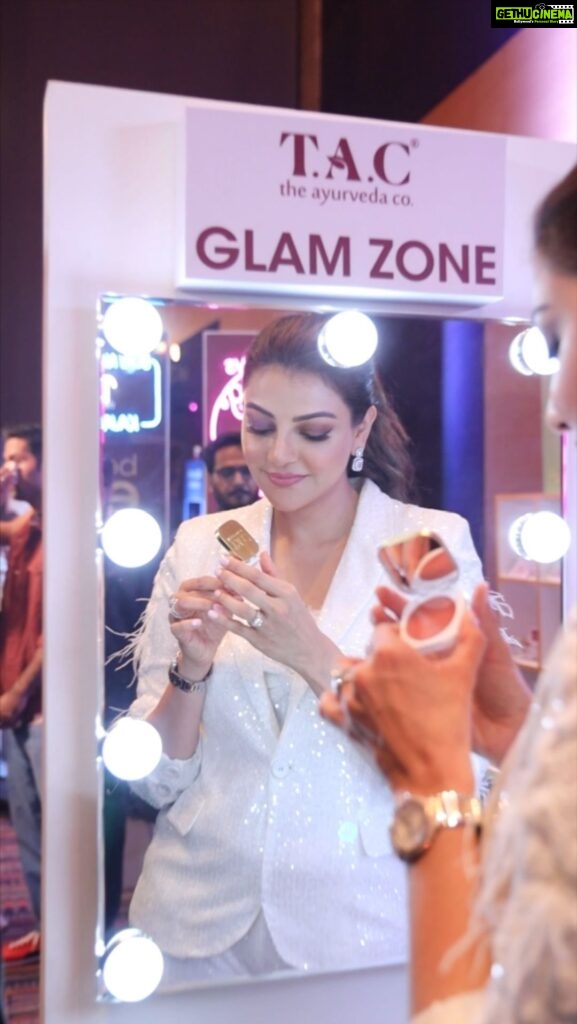 Kajal Aggarwal Instagram - Launched my favourite T.A.C beautif-eye Kajal on Flipkart at the @flipkart Glam Up Fest!✨ This Kajal has natural ingredients and with its butter smooth formulation, it’s the perfect choice for your eyes!👀 Go grab your now! ❤️ #kajalbykajal #ayurveda #TAC #getyoursnow #flipkart