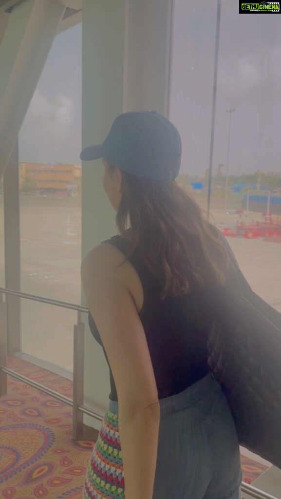 Kajal Aggarwal Instagram - Traveling for shoot without my babylings @neil_kitchlu 🥺 feels so different yet so familiar, all at the same time! #workcalls #twoloves #gottodowhatyougottodo #hustlingmama in @pausefashion.in @ysl @akok.in