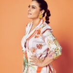 Kajol Instagram - Got up with a #TangerineDream 😇🍊