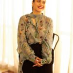 Kajol Instagram - In my moment ✨ . #SalaamVenky #Promotions #ChristmasVibes